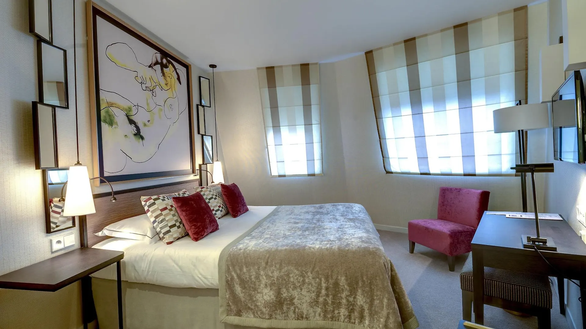 Hotel Balmoral Champs Elysees 4*
