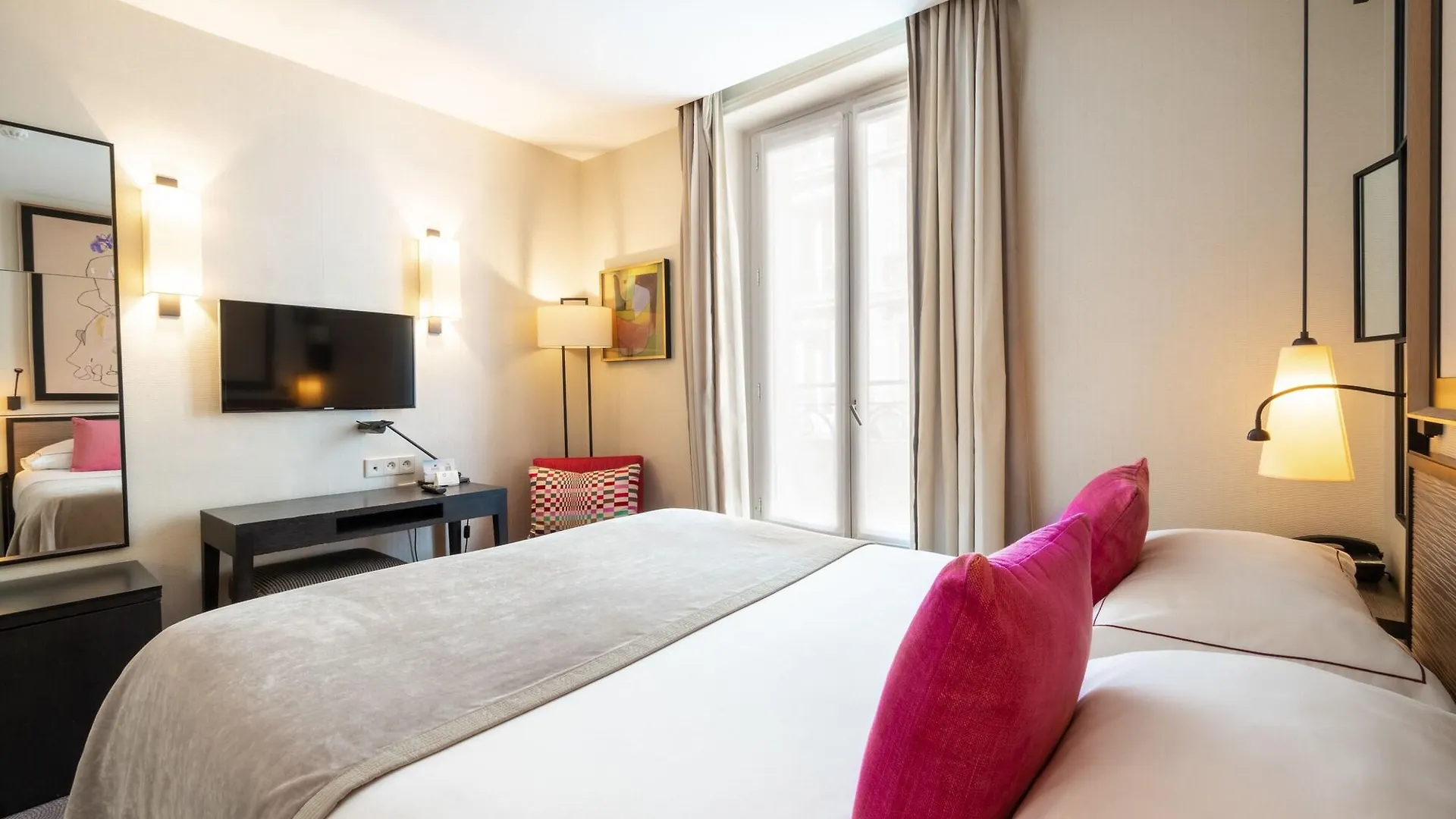 Balmoral Champs Elysees Hotel
